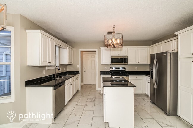 Building Photo - 8737 Windsor Lake, Columbia, SC, 29223