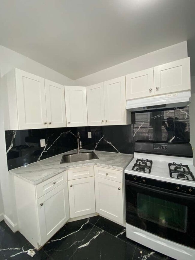 Photo - 26 Mulberry St (Yonkers, NY) Apartment