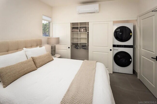 Foto del edificio - "Cozy 2-Bed Retreat in Chula Vista – Your Perfect California Haven!"