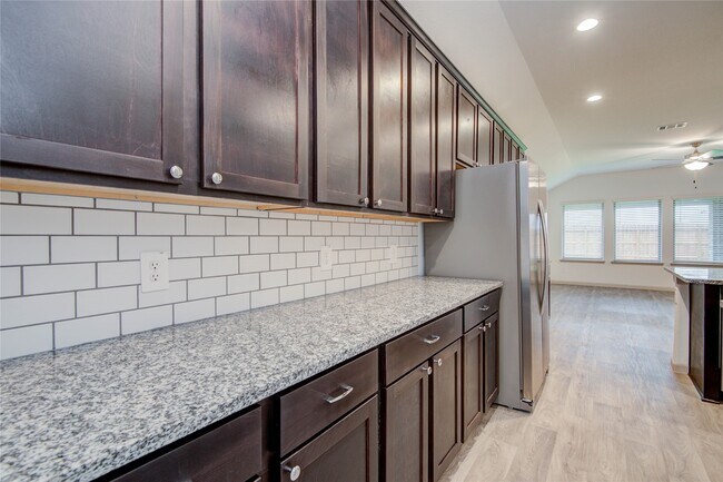Foto del edificio - 3507 Telford Ln