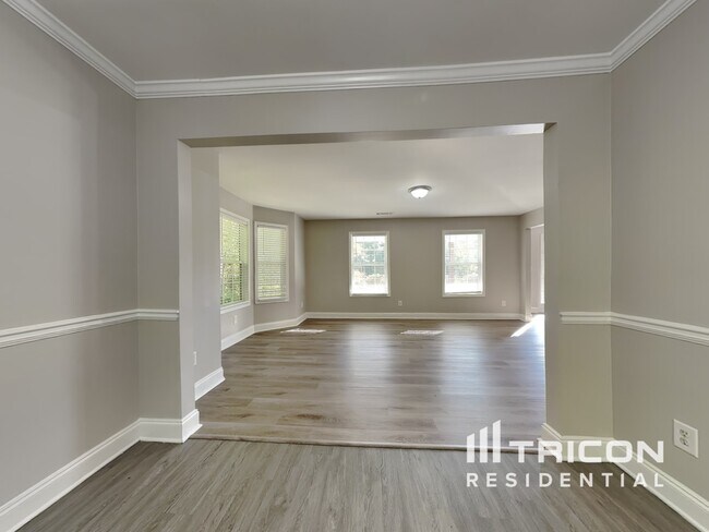 Building Photo - 3540 Stoney Creek Way