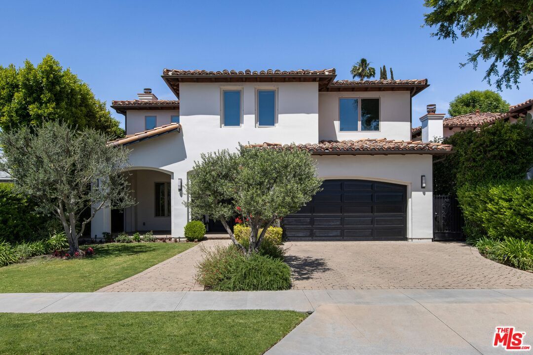 Foto principal - 15451 Varden St