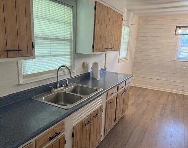 Foto del edificio - Brick Ranch located in Shelbyville