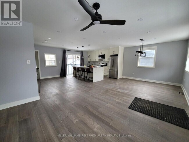 Photo du bâtiment - 84 Foch Ave