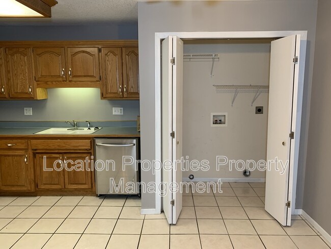 Foto del edificio - 947 E Wildcat Run St