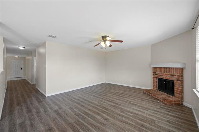 Foto del edificio - 2718 Lake Terrace Dr