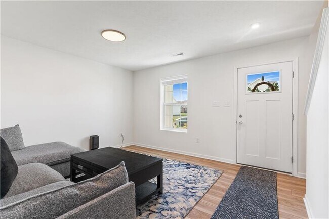 Foto del edificio - 138 Leslie Farms Dr