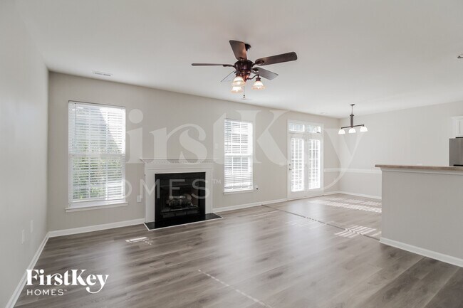 Foto del edificio - 4017 Eastford Court