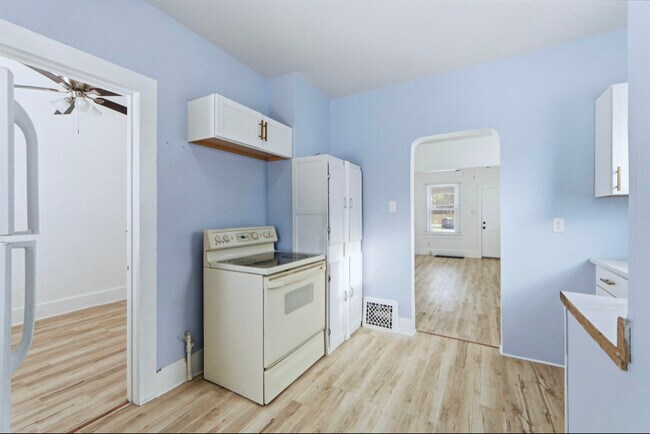 Foto del edificio - 1629 Sherman Blvd