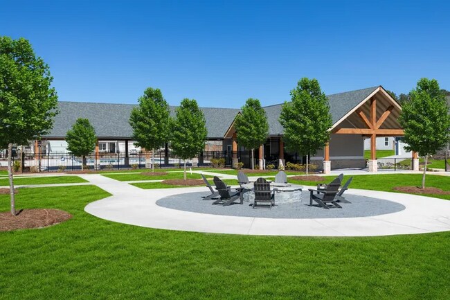 Building Photo - 601 Tiller Wy