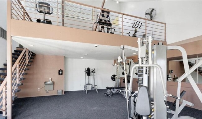 Foto del edificio - Spacious Remodeled 2 Bed/2Bath Condo!