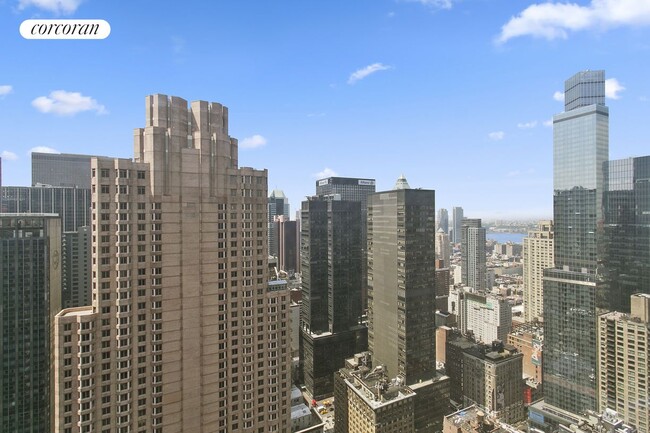 Foto del edificio - 150-156 W 56th St