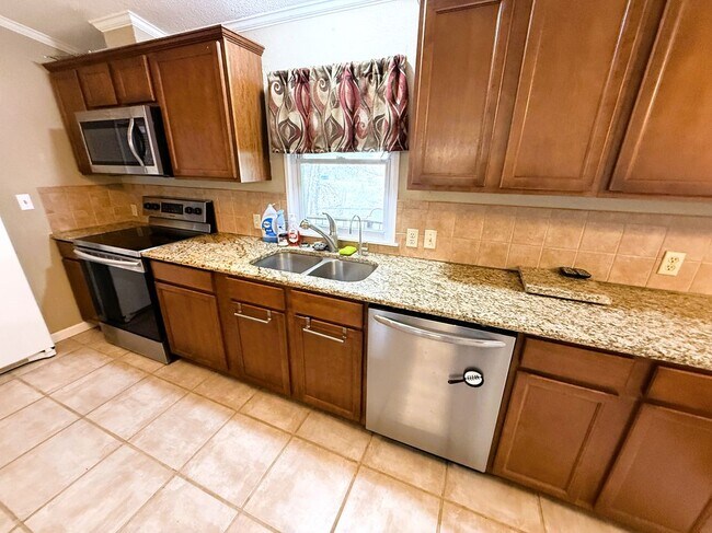 Foto del edificio - 212 Thornton Ln