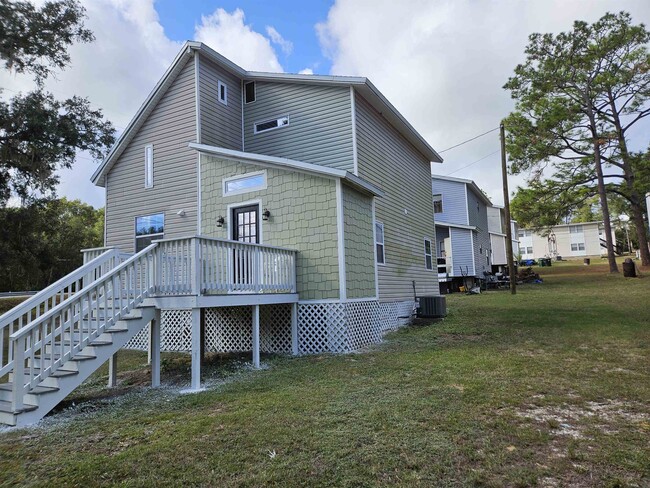 Building Photo - 5956 Blountstown Hwy