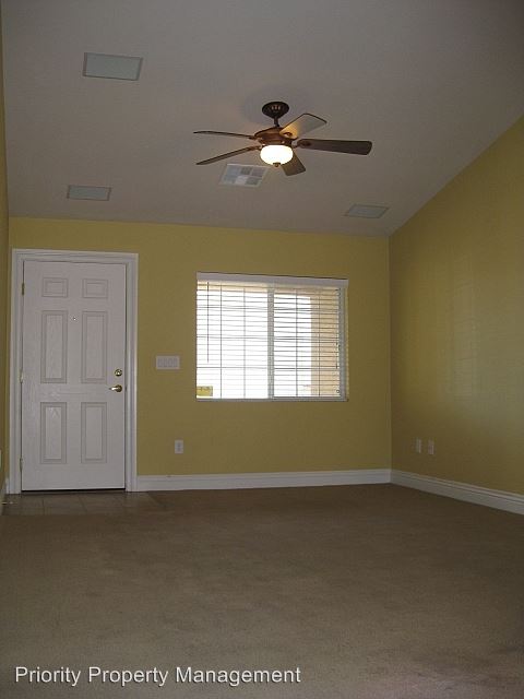 Foto del edificio - 1016 Appleblossom Time Ave