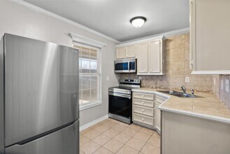 Building Photo - 7900 B St