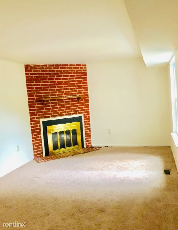 Building Photo - 3 br, 3.5 bath Townhome - 66 Anna Ct