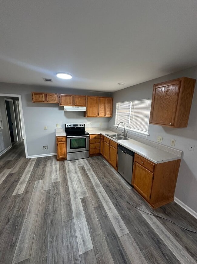 Building Photo - 4613 Highway 5