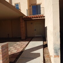 Building Photo - 18828 S Esherton Dr