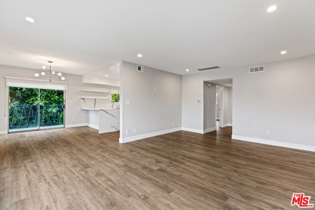 Building Photo - 927 N San Vicente Blvd