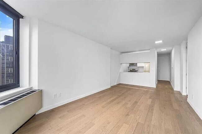 Foto del edificio - 303 E 60th St