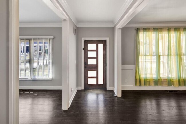 Foto del edificio - 207 Mellrich Ave NE