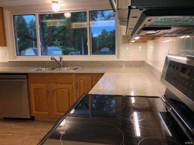 Building Photo - 9801 Barrington Dr