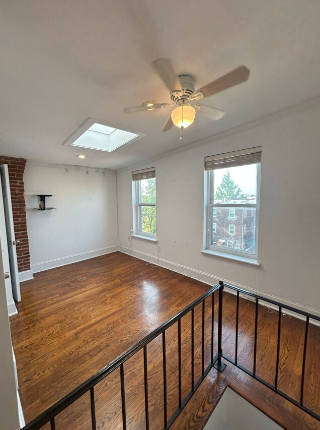Building Photo - 1009 S 8th St