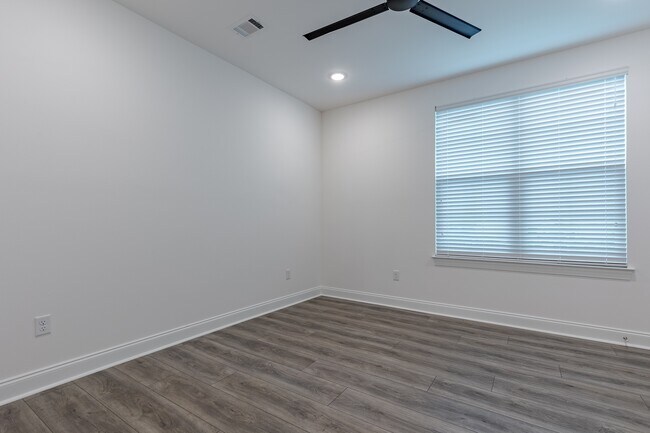Foto del edificio - Residences at 393 North Apartments