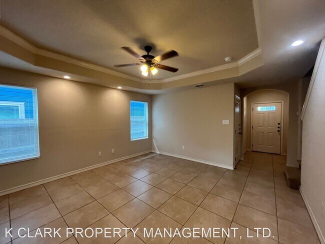 Foto del edificio - 3 br, 2.5 bath House - 6642 MIA WAY #101