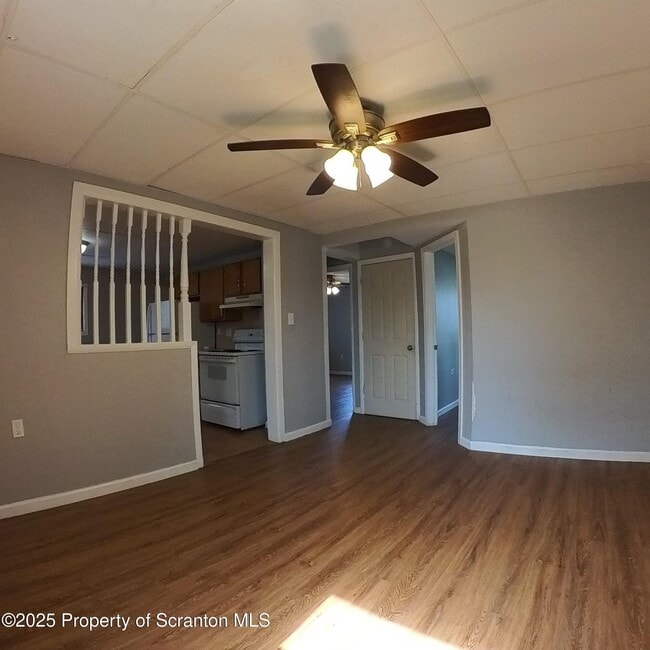 Building Photo - 919 Wood St