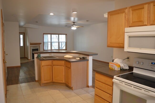 Foto del edificio - 1701 Carns Dr