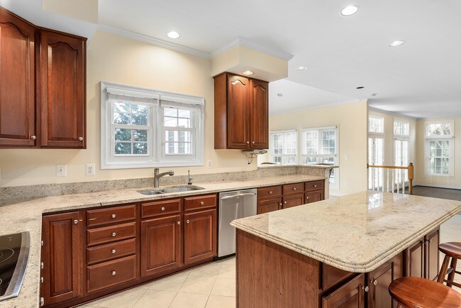 Kitchen - 4481 Shady Point Pl