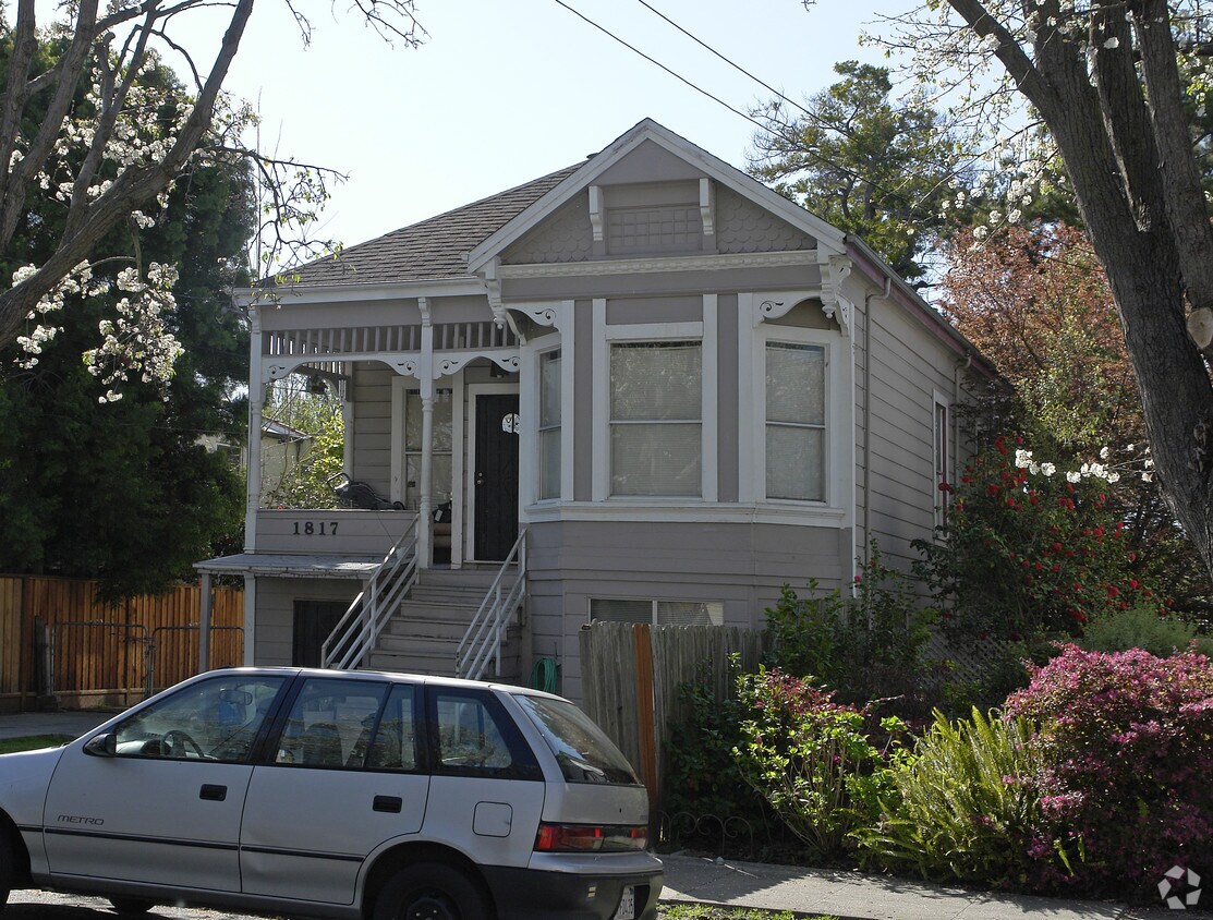 Foto del edificio - 1817 Bay St