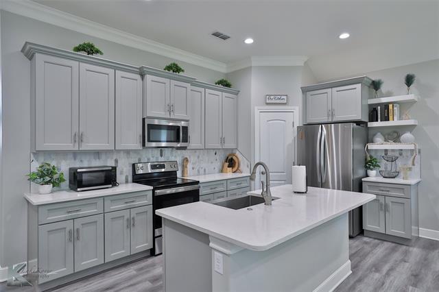 Foto del edificio - 5433 Fallbrook Dr