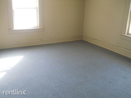 Building Photo - 3 br, 1 bath  - 1617 N Main Ave a