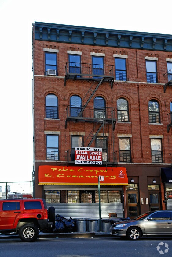 Primary Photo - 2922 Frederick Douglass Blvd