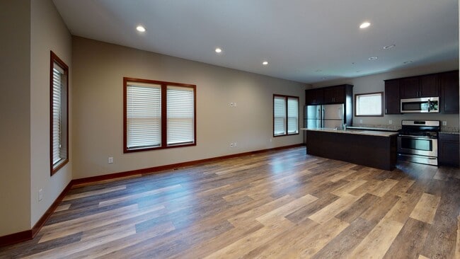 Foto del edificio - 917 7th St SE