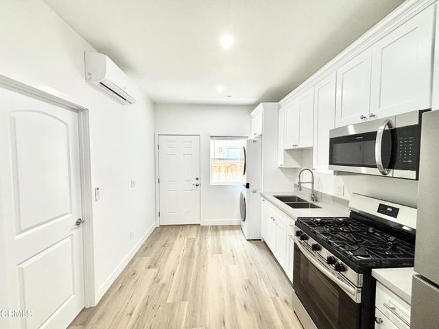 Building Photo - 351 Huerta St