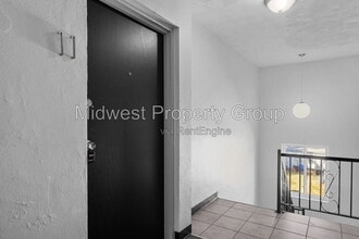 Building Photo - 2507 S Big Bend Blvd