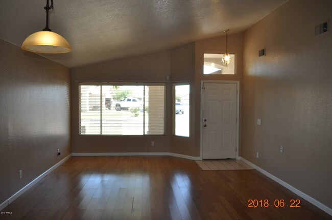 Building Photo - 8544 W Cherry Hills Dr