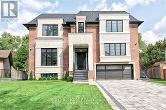 Building Photo - 27 Hurlingham Crescent