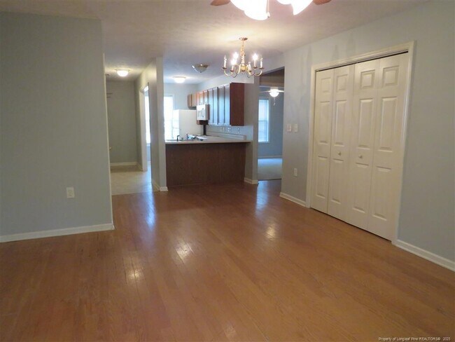 Building Photo - 303 Hinsdale Ave