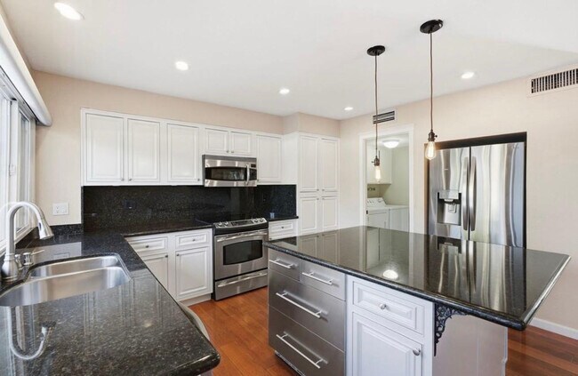 Foto del edificio - 4026 N Granite Reef Rd