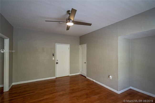 Foto del edificio - 850 15th St