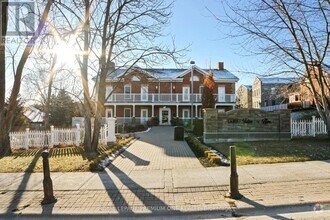 Building Photo - 10360-10360 Islington Ave