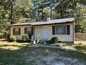 Building Photo - 5704 Centerville Rd
