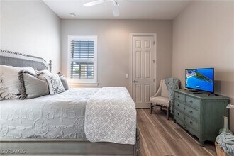 Building Photo - 9550 Ironstone Terrace