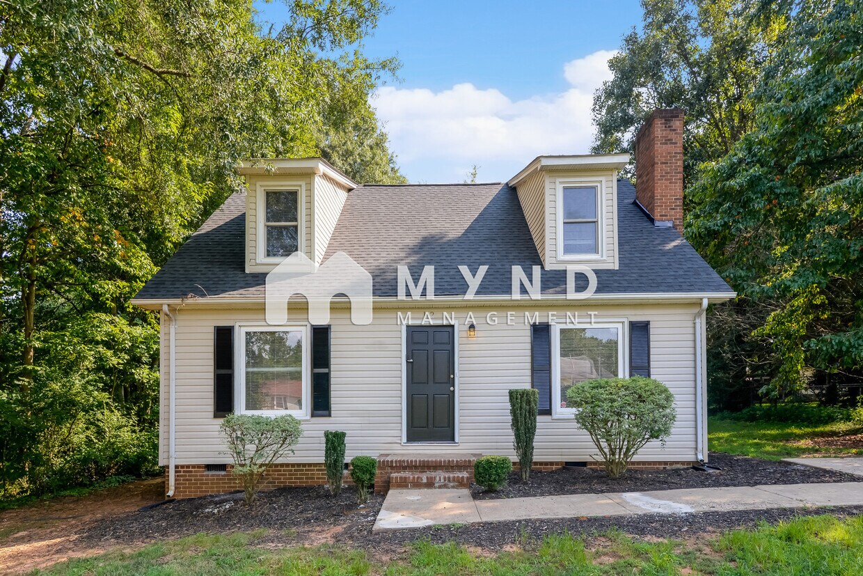 Primary Photo - 112 Pineview Ct