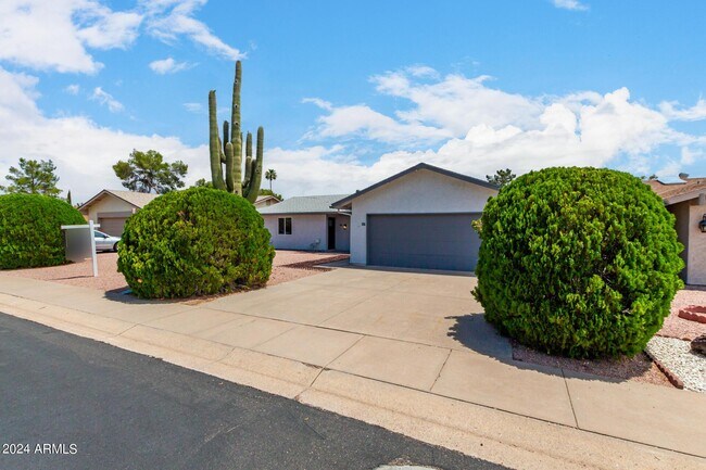 Building Photo - 957 Leisure World